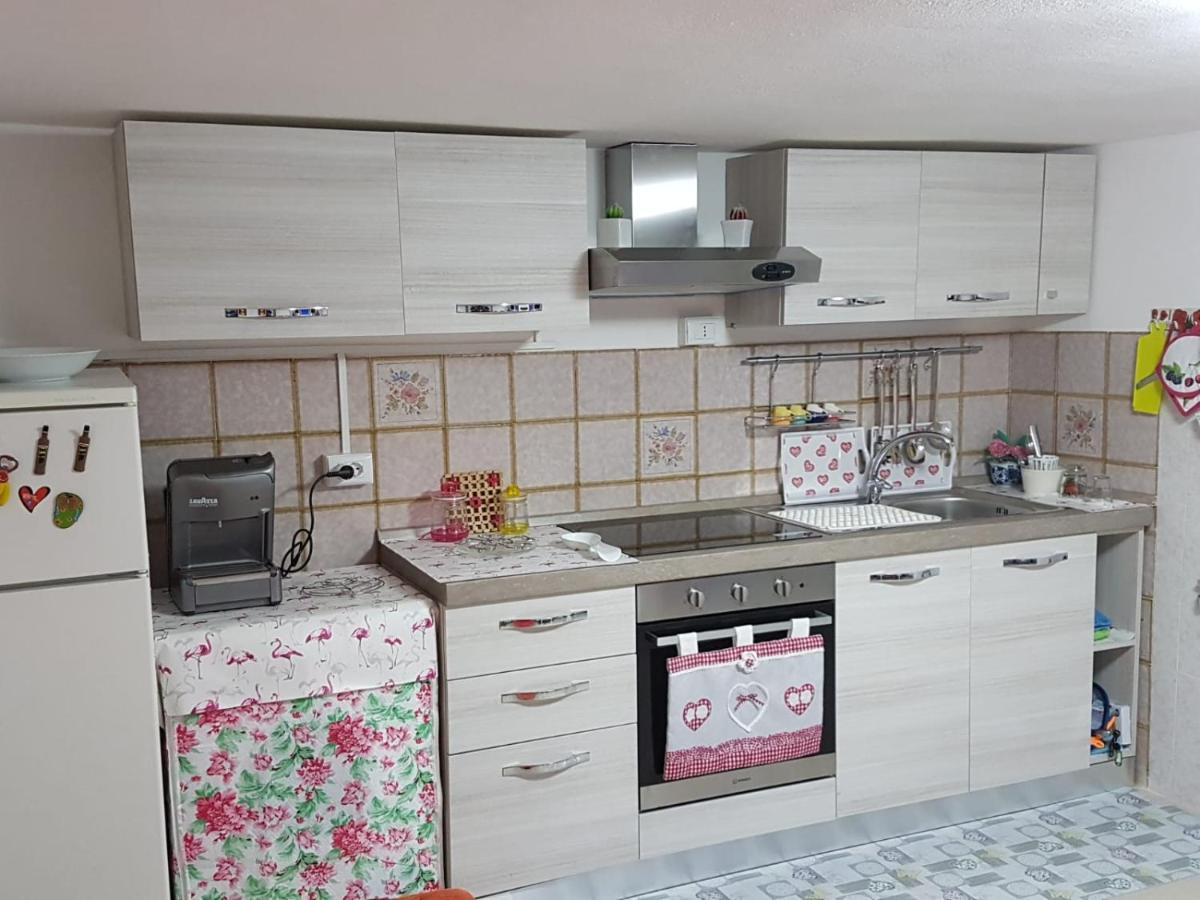 Sole...Mare...E...Spiaggie Bianche! Apartment Vada Luaran gambar