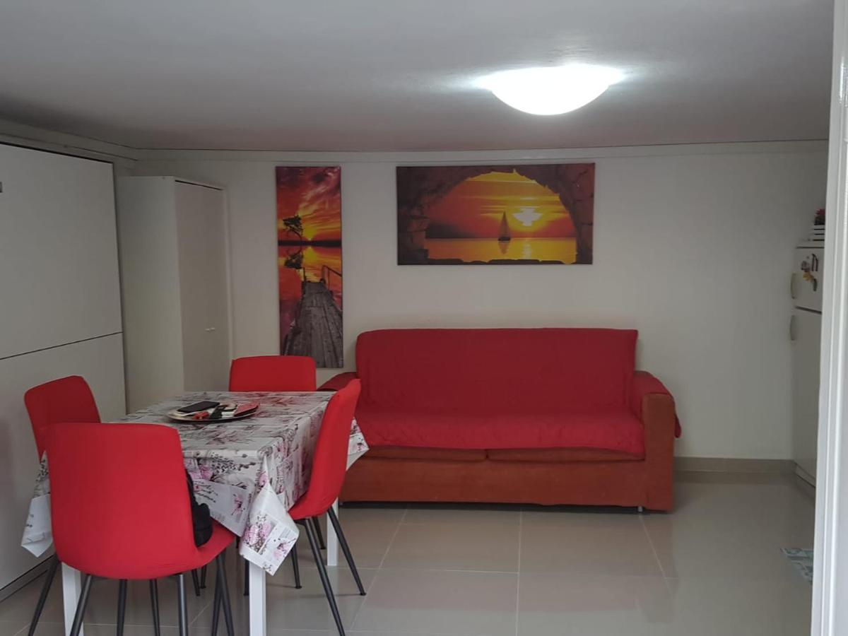 Sole...Mare...E...Spiaggie Bianche! Apartment Vada Luaran gambar