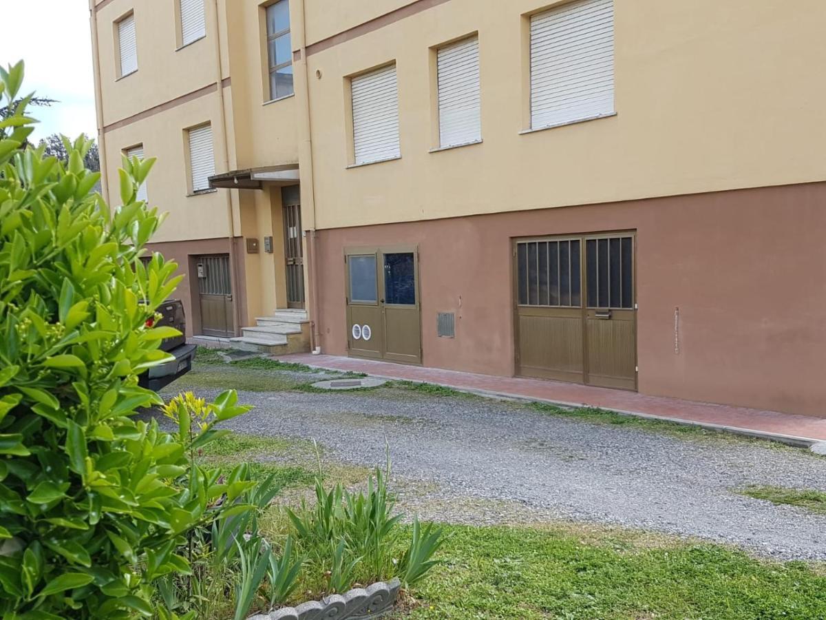 Sole...Mare...E...Spiaggie Bianche! Apartment Vada Luaran gambar